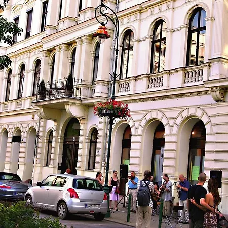 Lägenhet Center Apartments-tomy Budapest